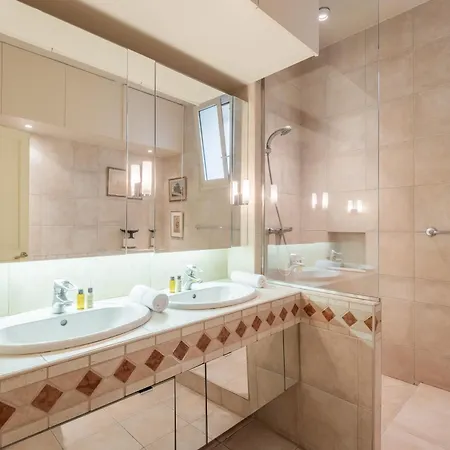 Veeve - Madeleine Royale Paris
